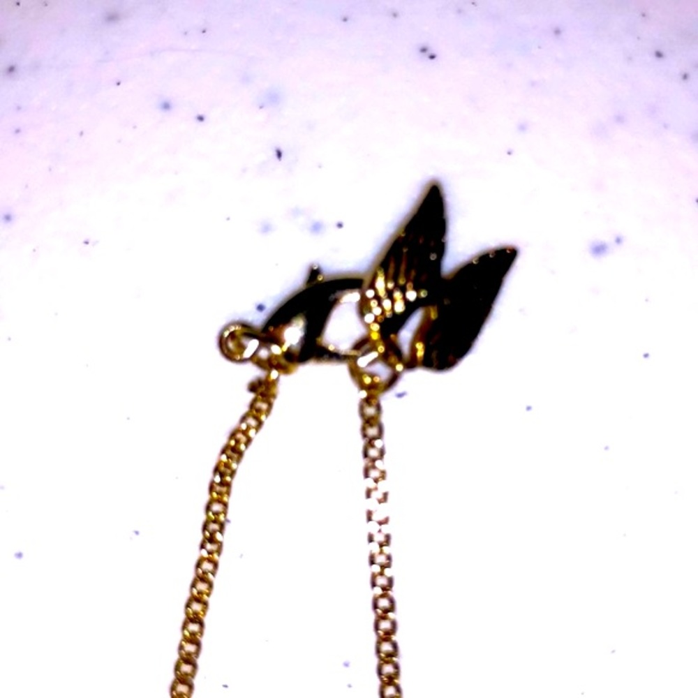 Victoria’s Secret 18 inch Gold Tone “Love Me” Necklace-Limited Edition New - Picture 2 of 2